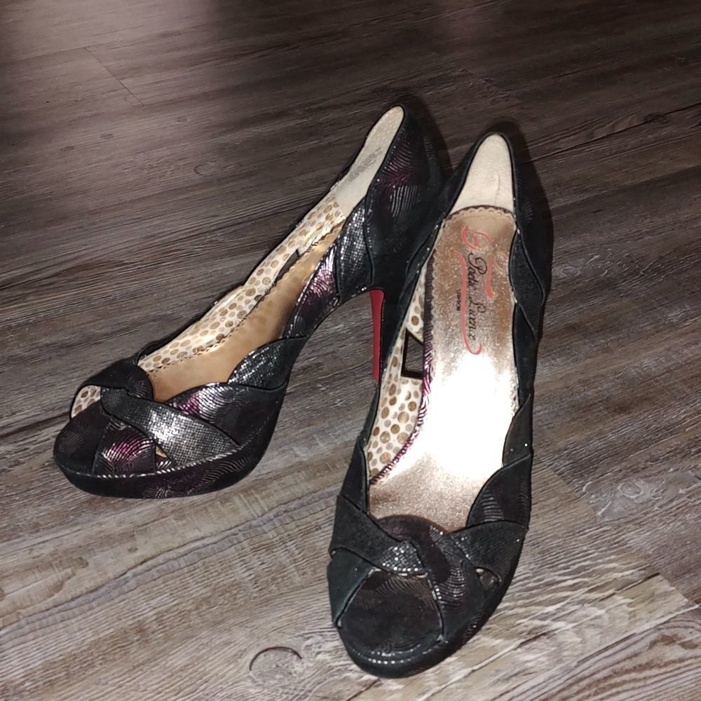 Poetic License Shoe Vintage Revival Peep Toe Pump Pink Bottom  Sz 9